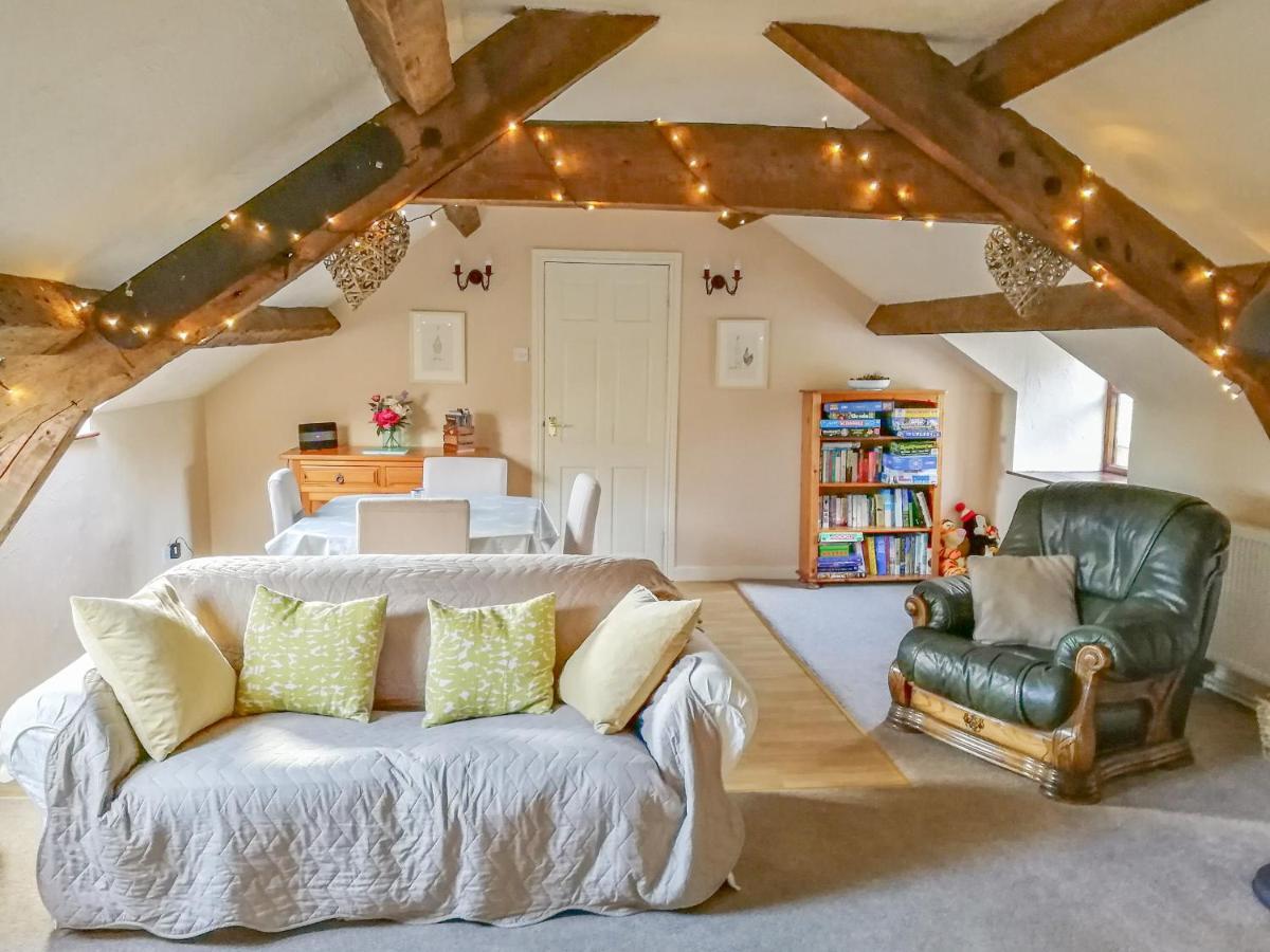 Hen Ysgubor Cottage Бэйла Экстерьер фото